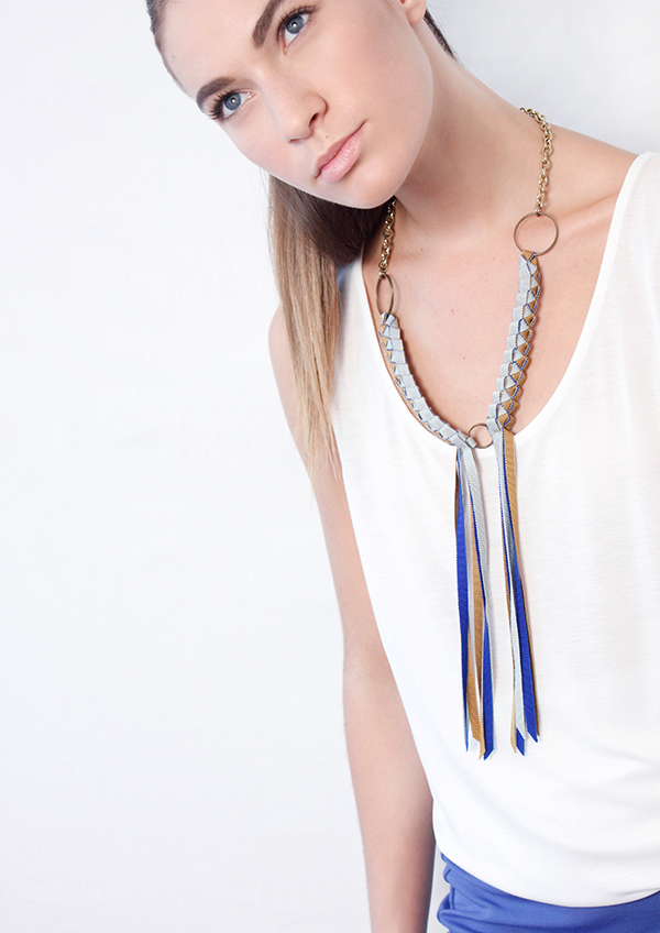 plastron-fringes-grosgrain-braided-necklace